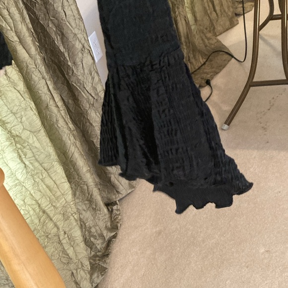 Two Piece Top Set - Picture 11 of 12